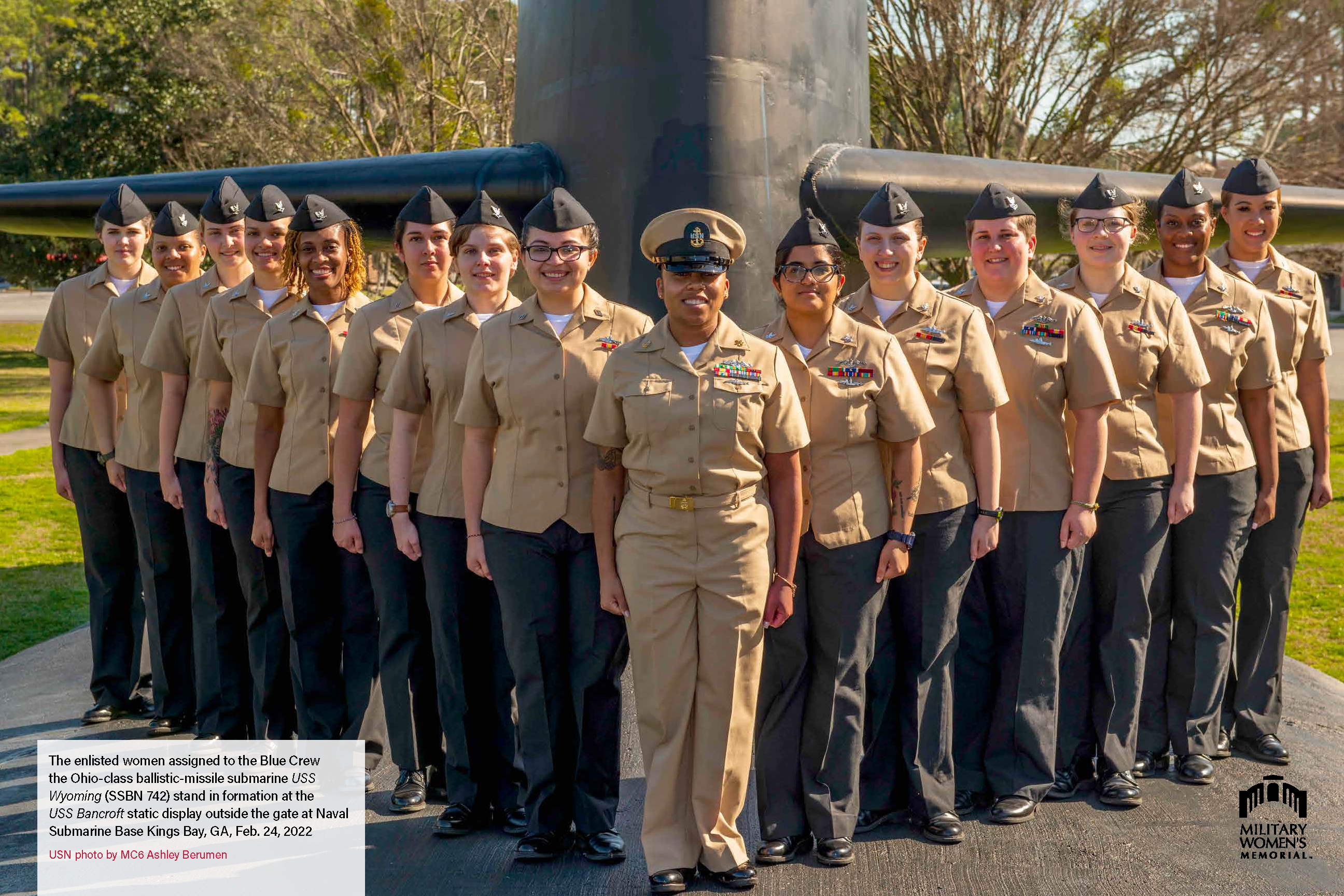 Navy women in v formation